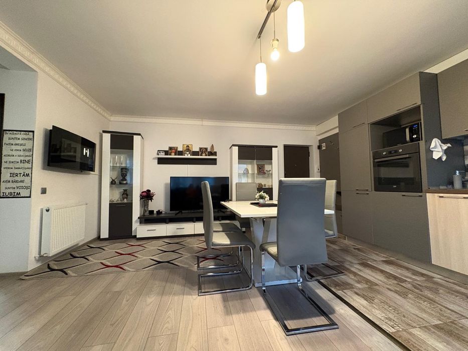 Apartament de închiriat, zona Eroilor, Floresti, 64 mp, balcon închis 9mp.