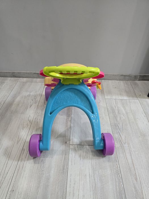 Детска проходилка за бутане