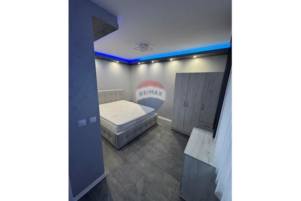 Двустаен апартамент за продажба кв. Бриз В.В 4176