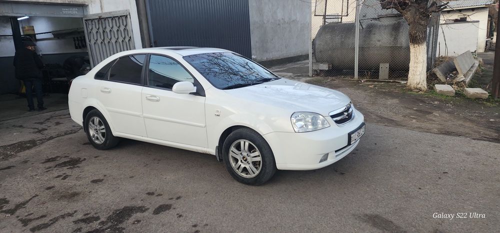 Lasetti 2011 avtomat