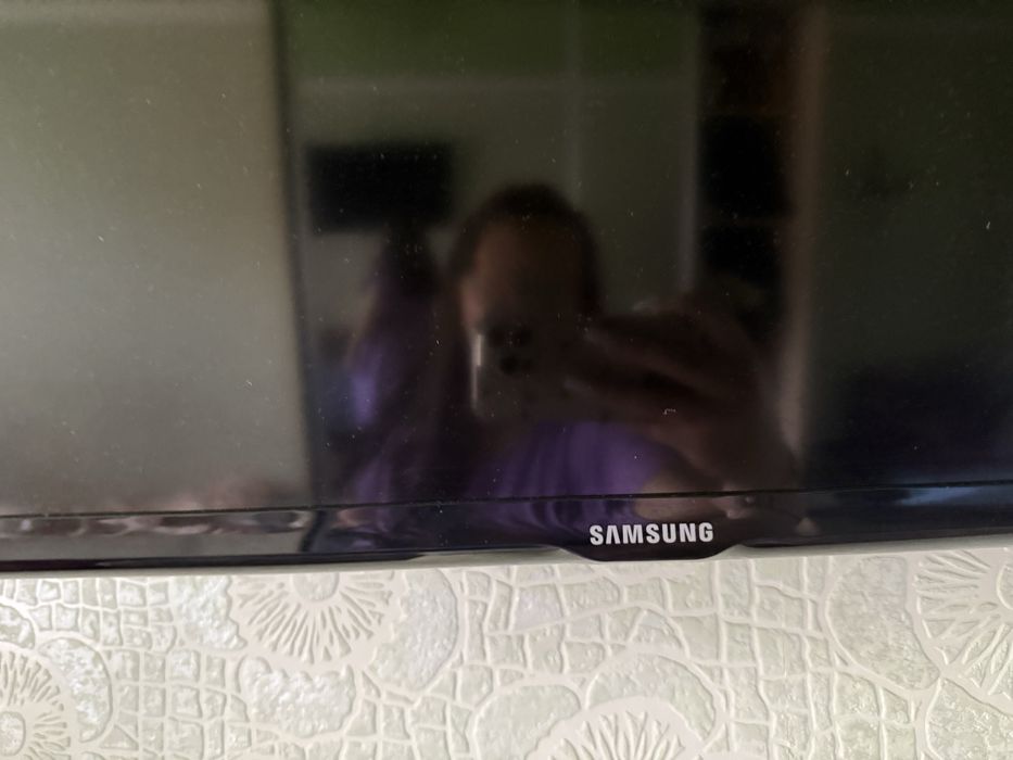 Телевизор samsung