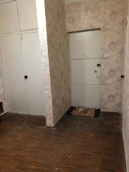 Массив Куйлюк-4, 2/2/4 рядом метро, развитая инфраструктура.