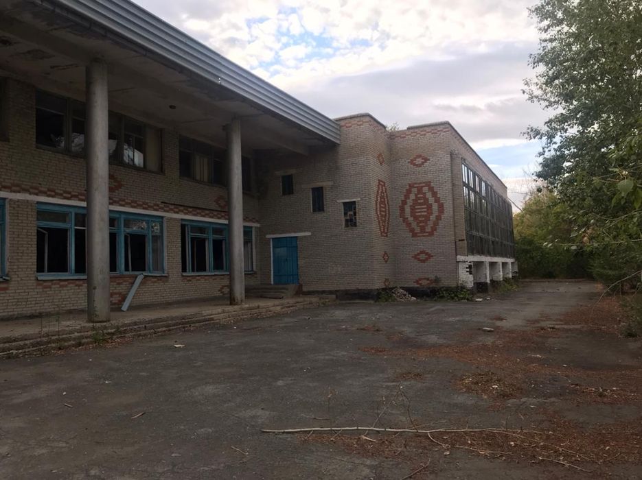 Продам здание на разбор.