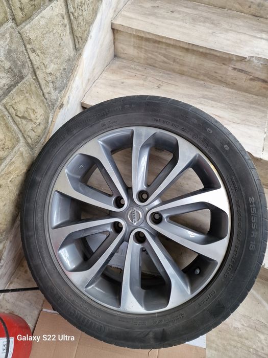 Nissan Qashqai 18цола original+гуми 215 55 18 Замъка Ямбол