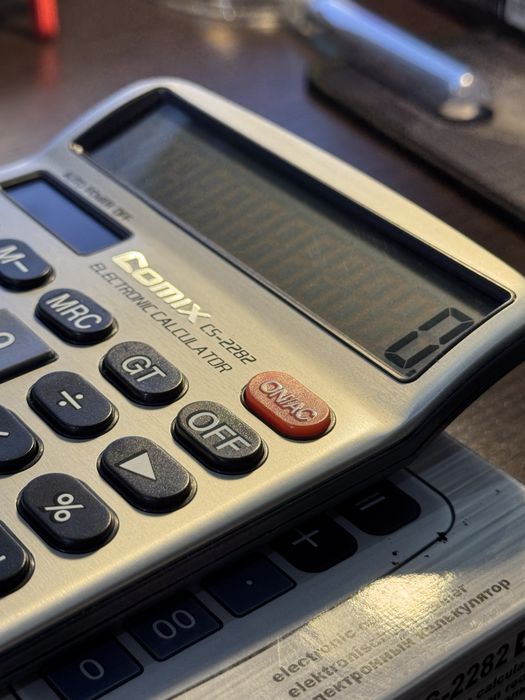 Продаю свой калькулятор, новый