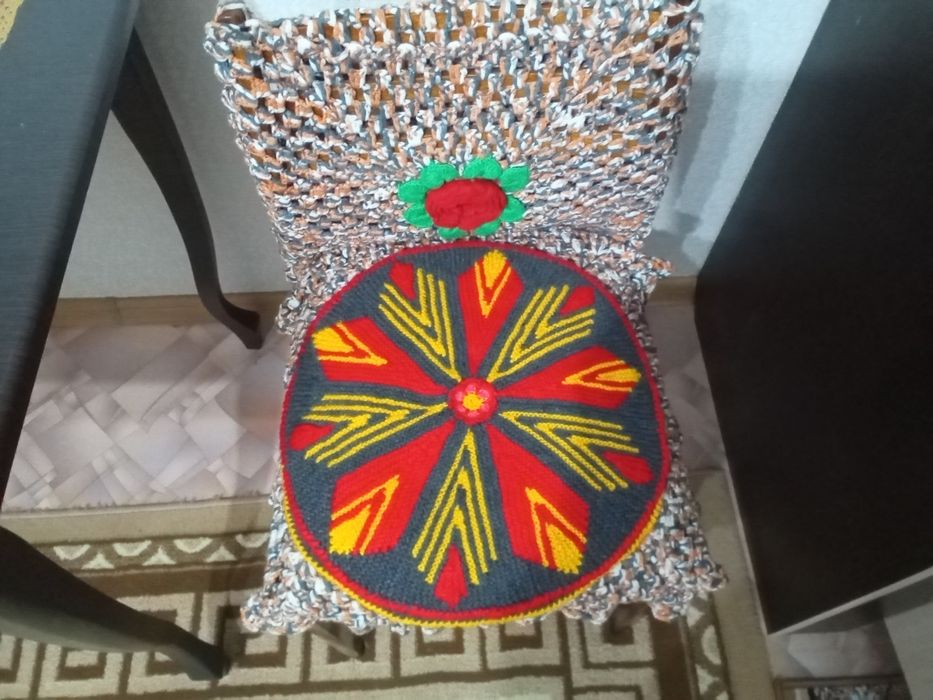 Связанные игрушки, носки