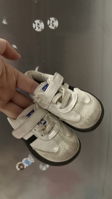 Обувь малышей детей