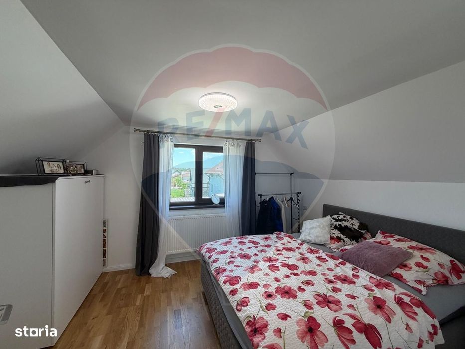 Casă / Vilă cu 4 camere de vânzare comuna HEMEIUȘ