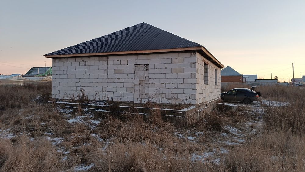 Продам недостроенный дом