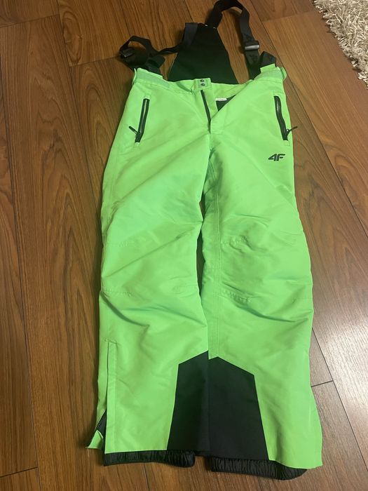 Costum de schi 4F membrana Neodry 8000 marimea 158