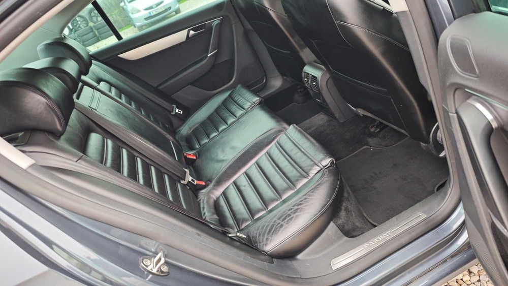 Volkswagen Passat 7 XENON/EXECUTIVE/Кожа/Автоматик/DSG/NAV/DVD/KAM