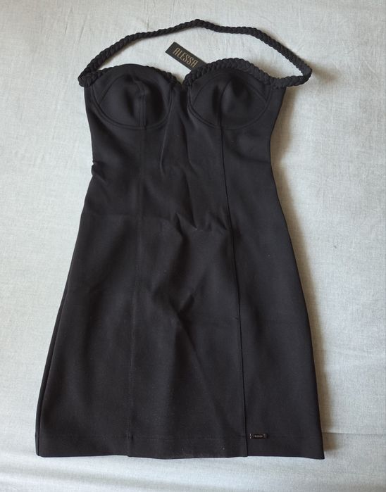 Черна рокля Alessa