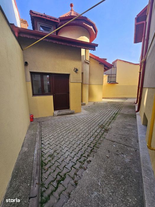 Proprietate interbelică premium | 2 vile renovate | Central Ploiești