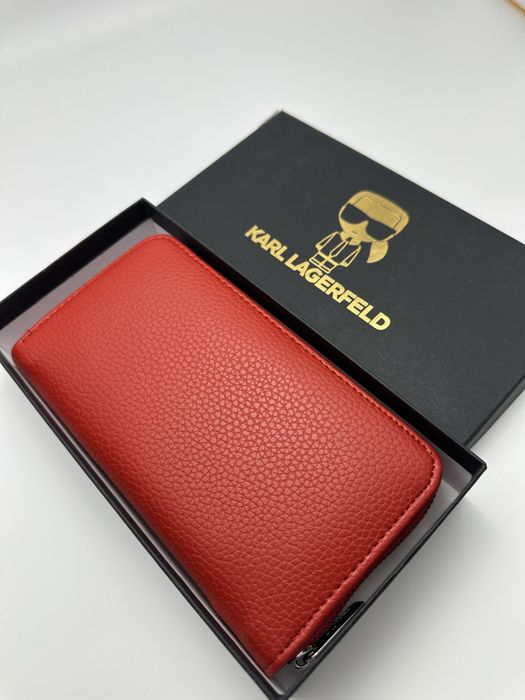 Portofel dama Karl Lagerfeld in cutie