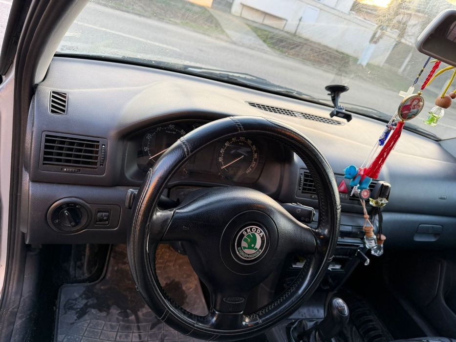 Skoda Octavia Tour 1 1.6 Benzina 2007