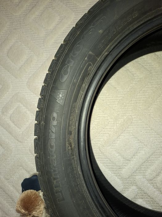 Продам зимние шины 20 размер