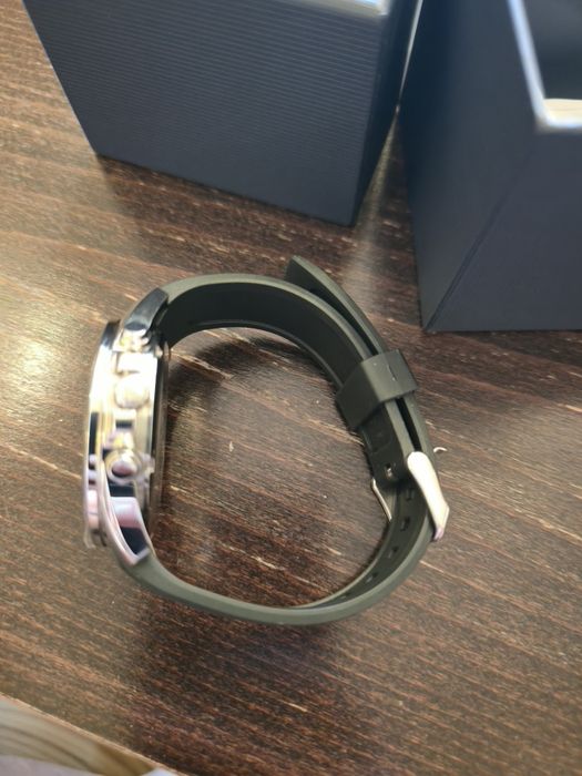Часовник Casio нов