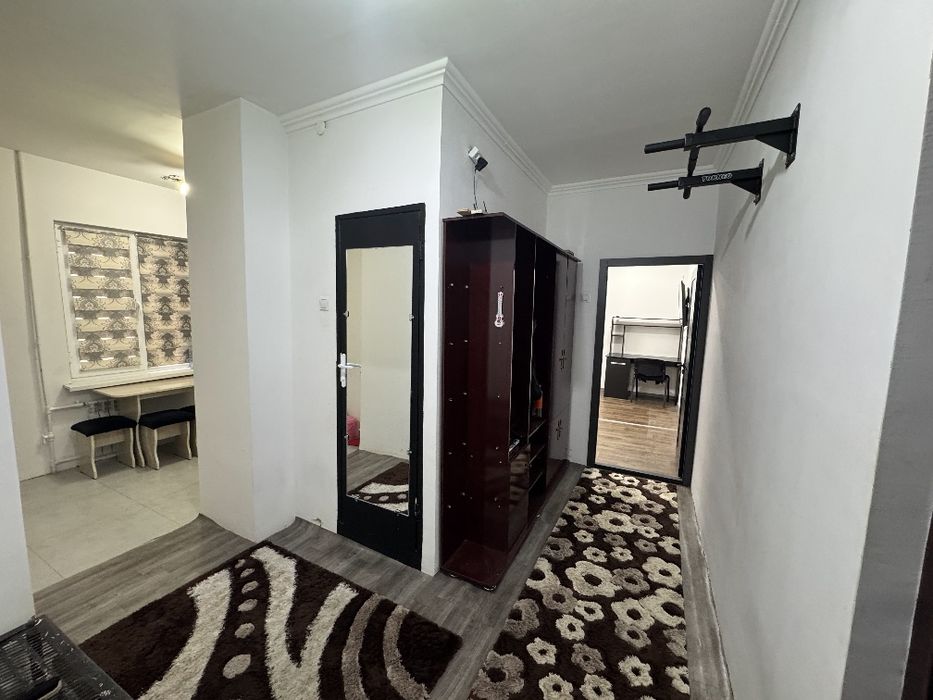 Продаётся 2-комнатная