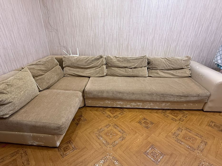 Продам  диван ..