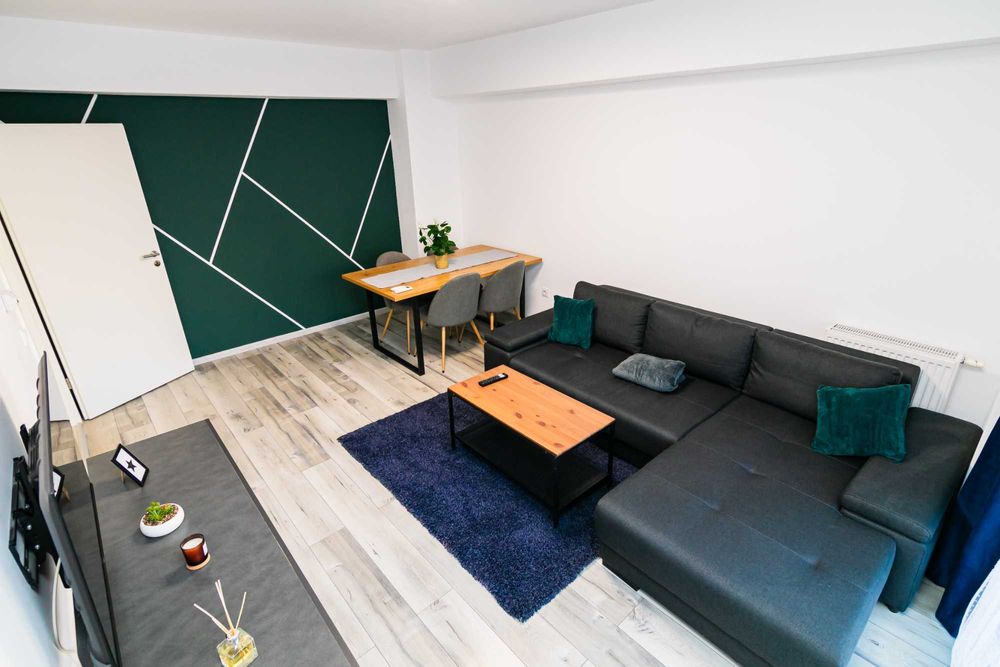 Apartament Modern 2 Camere + Parcare & Boxă – Zona Coresi, Tractorul