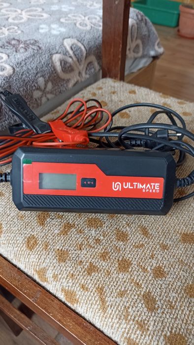 Зарядно за акумулатори Ultlmate speed