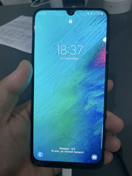 Самсунг А50 64ГБ