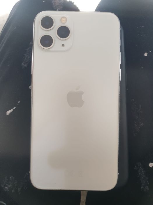Vand iphone 11 pro 256Gb