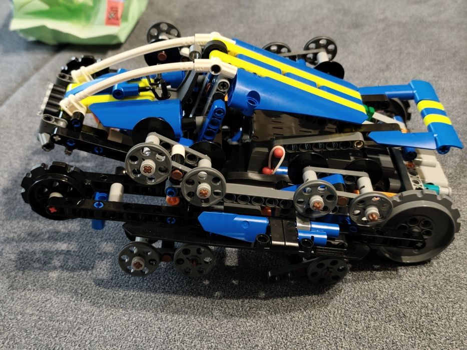 Лего 42140 Lego Technic App Controlled Transformation Vehicle
