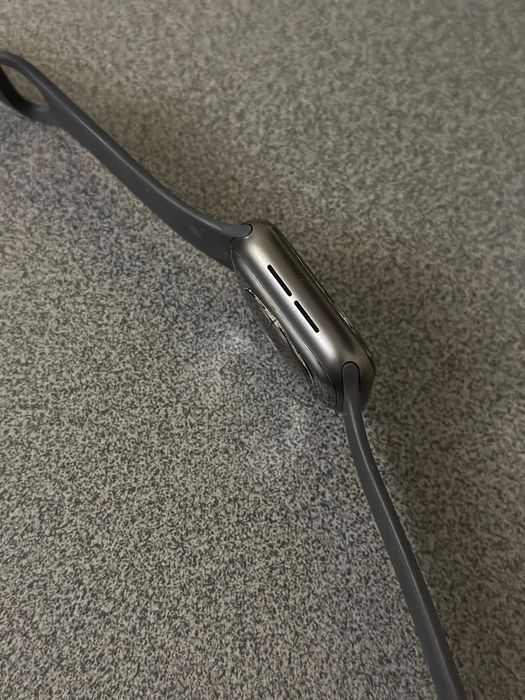 Продам Apple watch 5