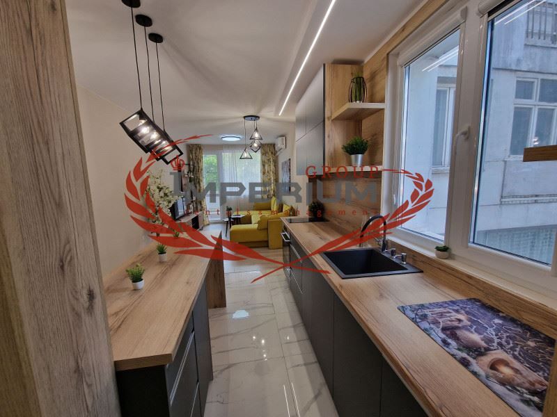 Дава се под наем Тристаен апартамент в Варна, Нептун - 100 кв.м за 990 € - Снимка #6