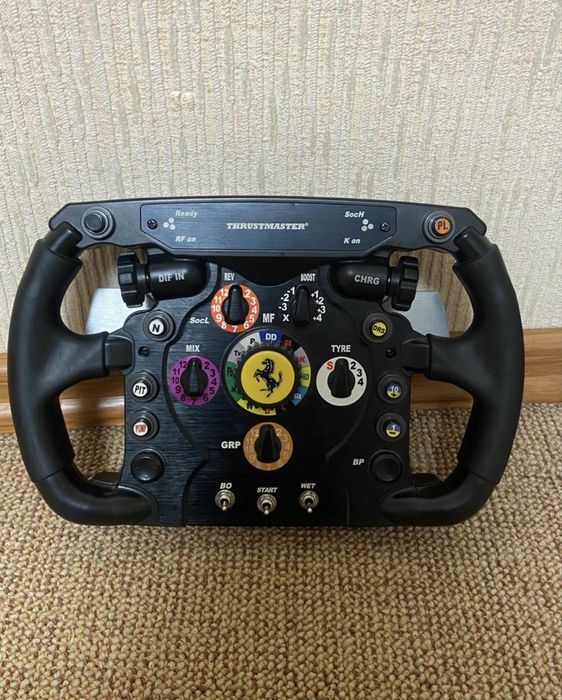 Игровой руль Thrustmaster 300Gt rs  Ferrari