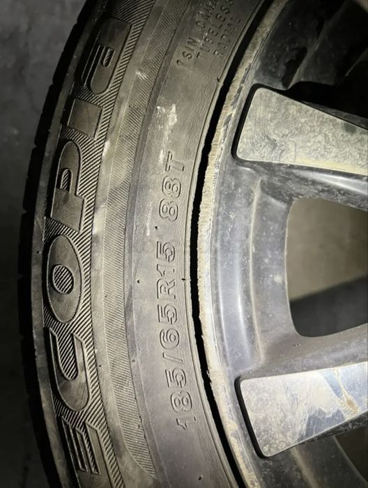 Продаю литые диски на 15