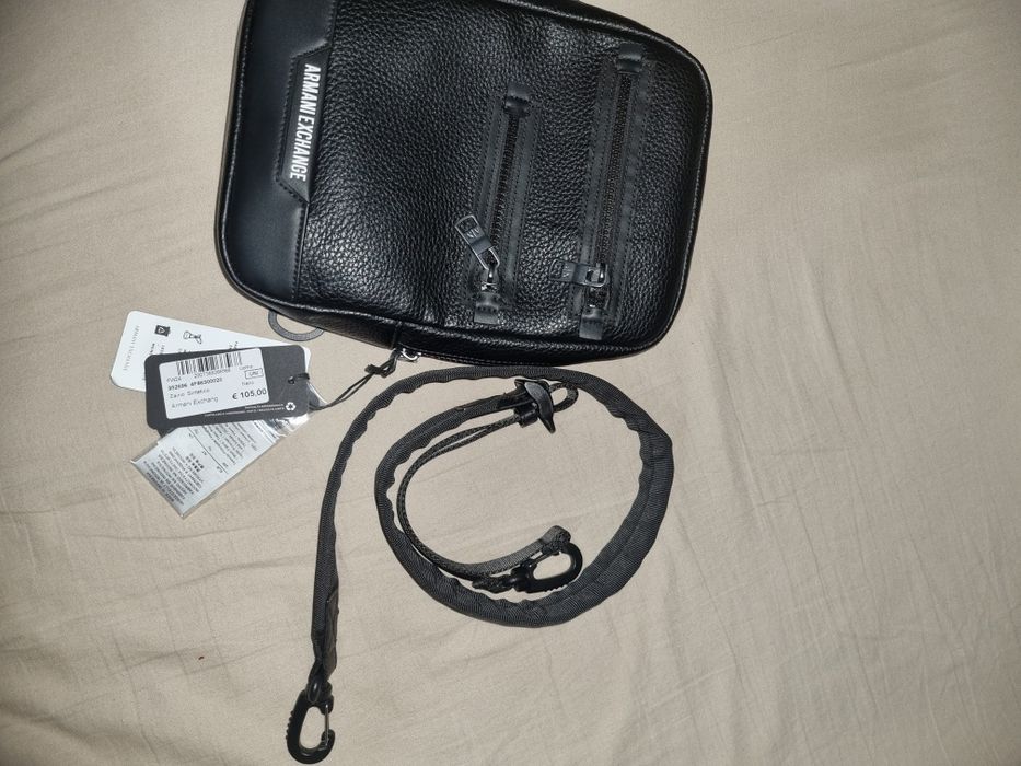 Чанта Armani Exchange