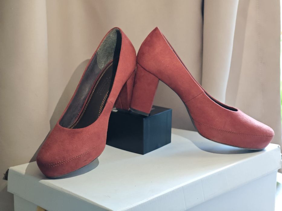 Oferta 2 pantofi si 2 sandale
