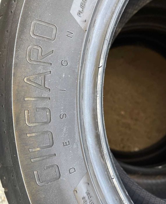 235/55 R17 Vredestein Ultrac Satin Dot 2121