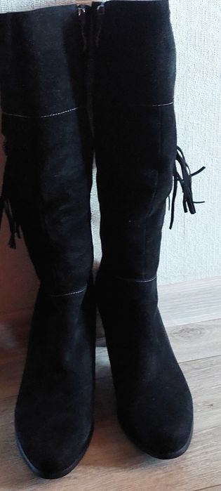 Зимние сапоги замшевые