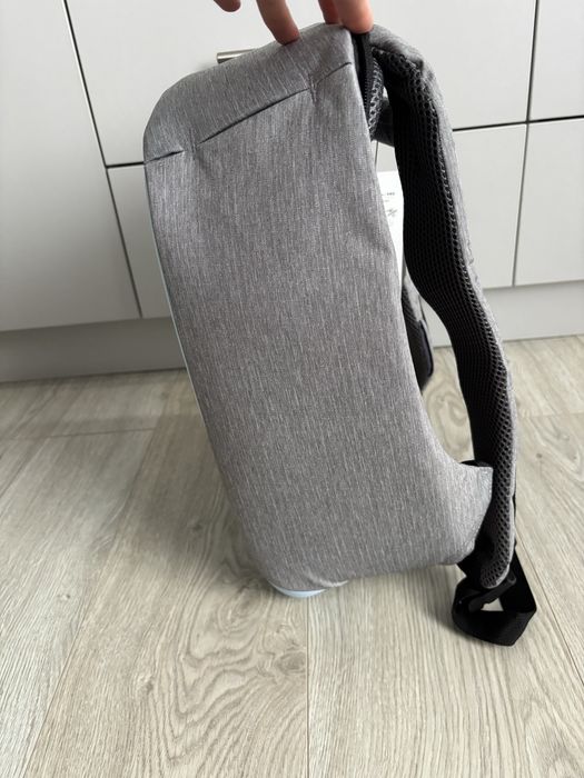 Ghiozdan XD Design antifurt