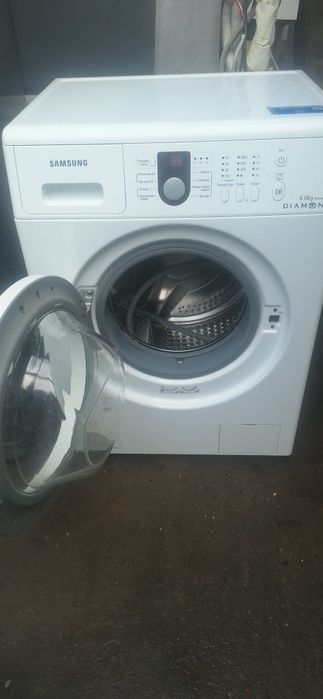 Продаётся стиральная машинка Samsung 6 кг