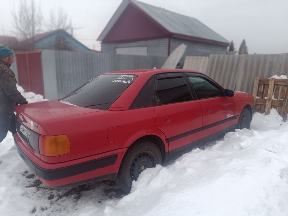 Продам Ауди 100 с4 2.6