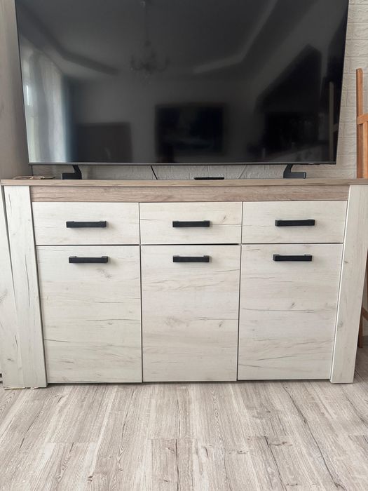 Servanta pentru televizor +dulap