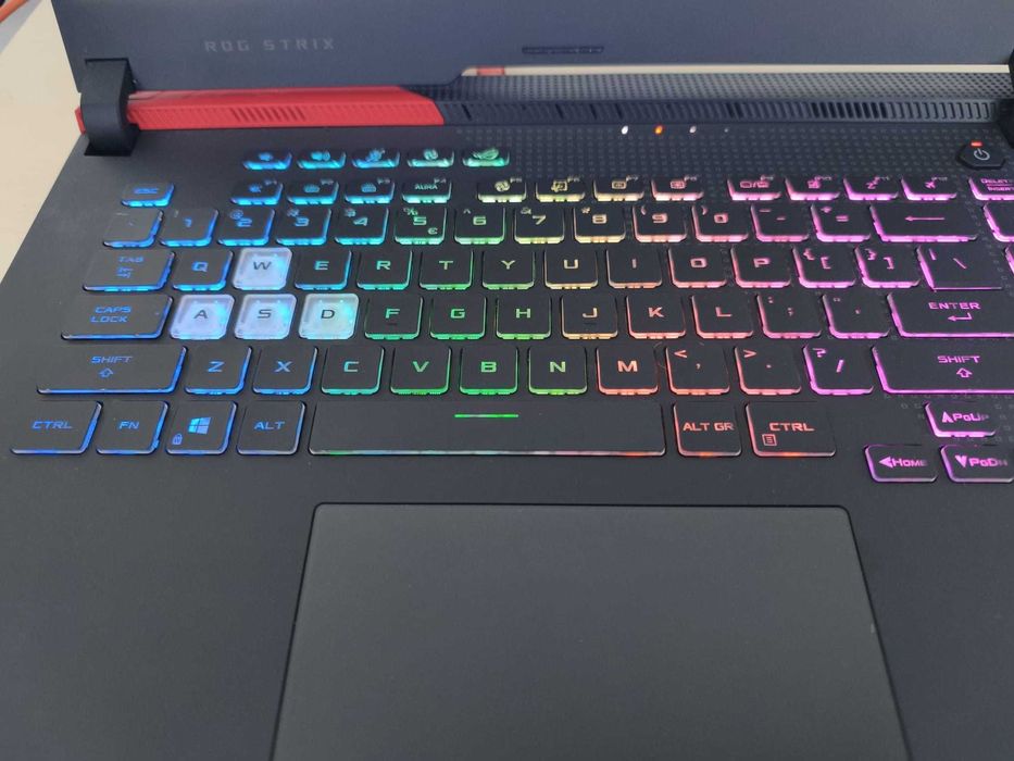 ASUS ROG Strix G15 2021 (G513IC-HN003), RTX 3050 - Stare Excelenta