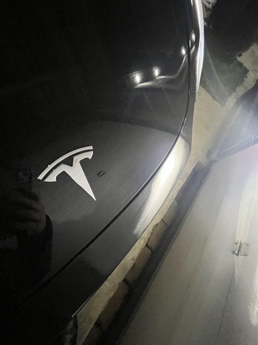 Tesla model Y 2021 standart