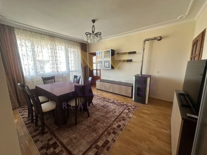 Етаж от къща в Варна-Виница площ 110 цена 1250