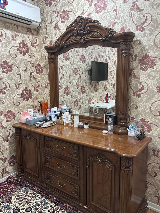 Спальная мебель,