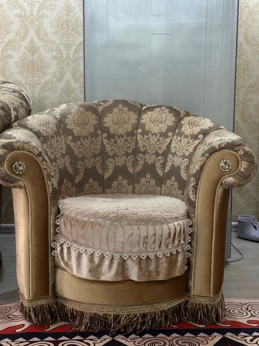 Продаю диван СРОЧНО