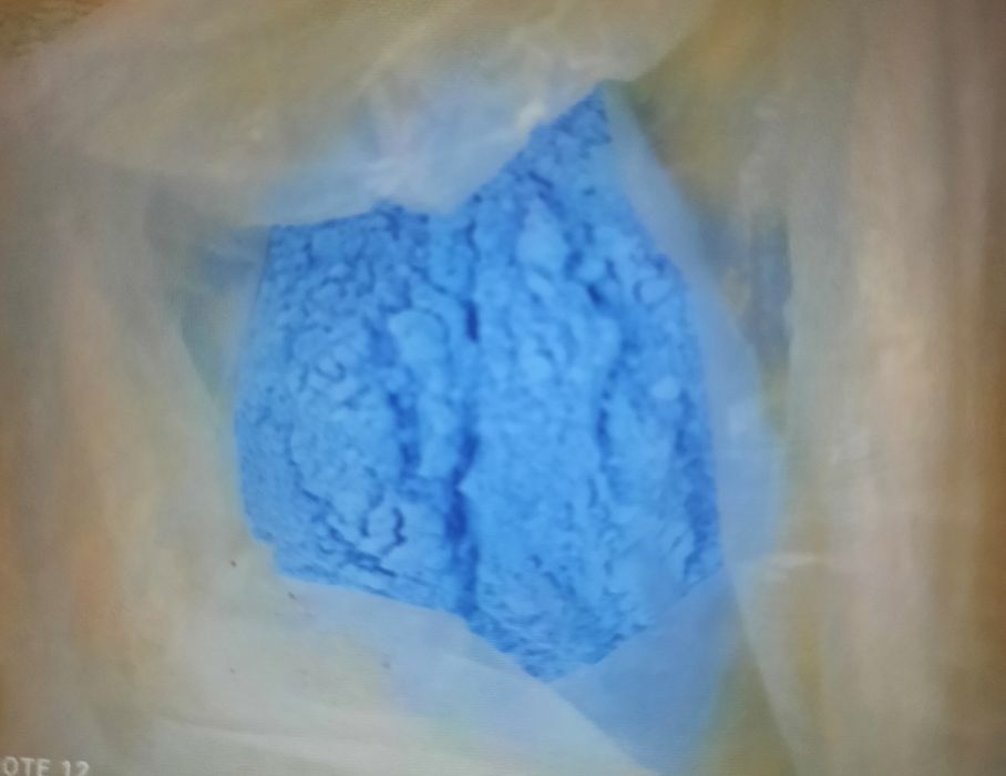 Отрава от насекомых порошок голубой без запаха и аллергии.