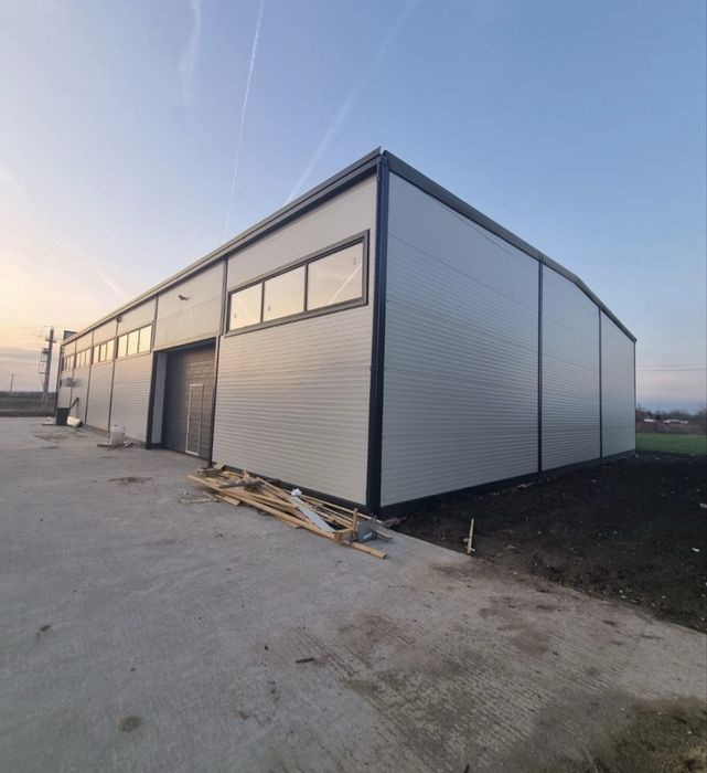 Vand hale si structurii metalice,direct producatorii