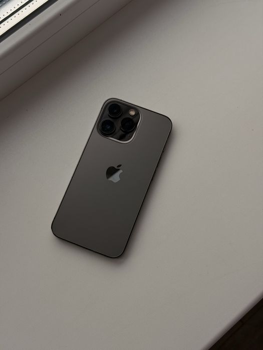 Продам Iphone 13 pro