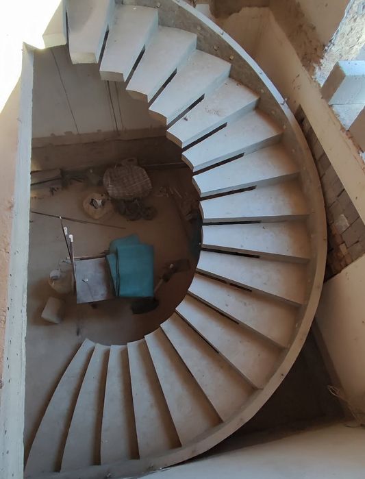 Жиззах Бетон зина зинапоя лестница хайтек