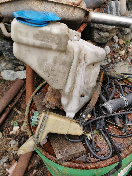 Части от Ауди А4 и Голф 3